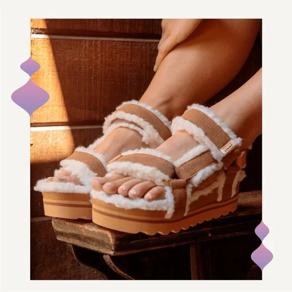 Reef Rem Hi Shearling scrappy Sandals - women’s furry platform summer 10 NWOT - Picture 1 of 7